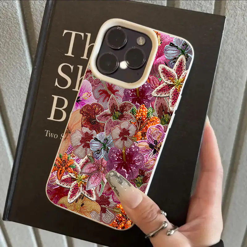 Luxueuze telefoonhoes met kral - Phone Cases Expensive recensie en prijs